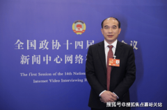 取极景门窗的“泰山”系列共辟了“铝塑共生”
